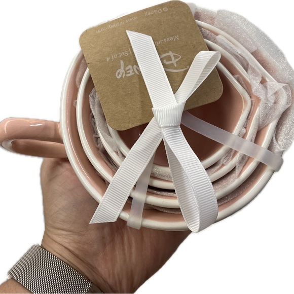 NWT Rae Dunn Tinkerbell Measuring Cups with pink handle & interior - Picture 4 of 5